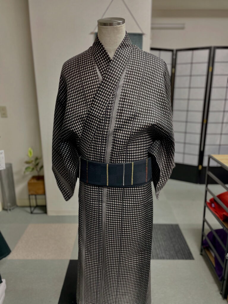 男性浴衣　秋の花火大会　浴衣をシックに