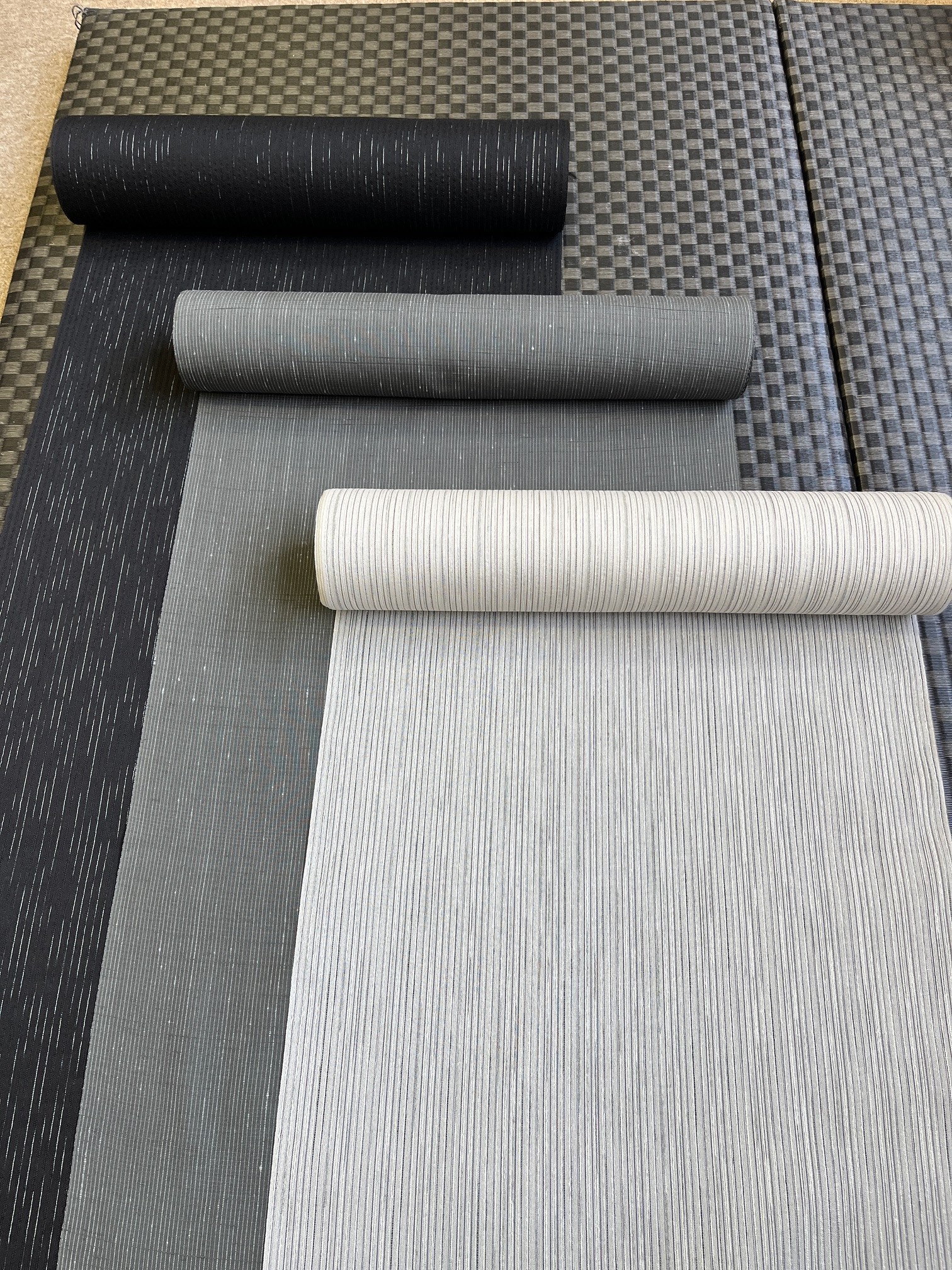 紗などの夏の絹着物